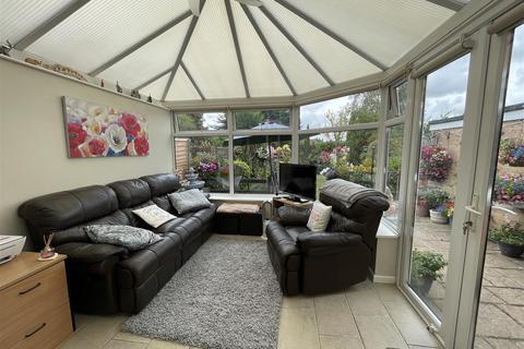 9 Tysoe Hill, Glenfield, Leicester, LE3 8AR
