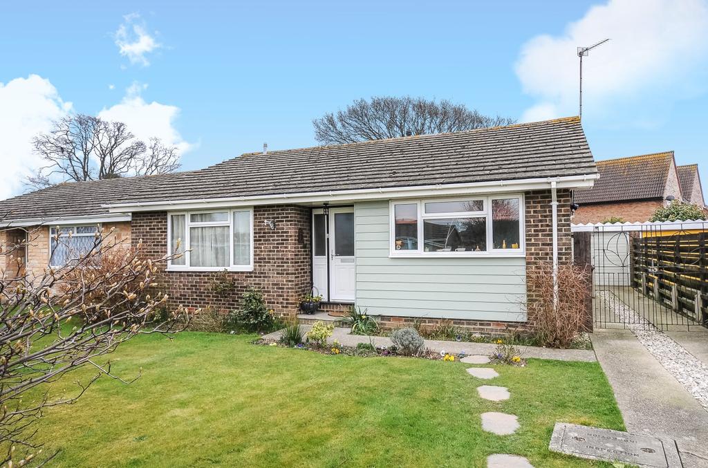 Westminster Drive, Bognor Regis, PO21 3 bed detached bungalow £310,000