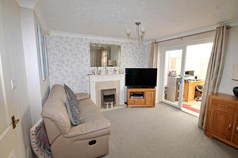 29 Felstead Close, Dosthill, Tamworth, B77 1QD