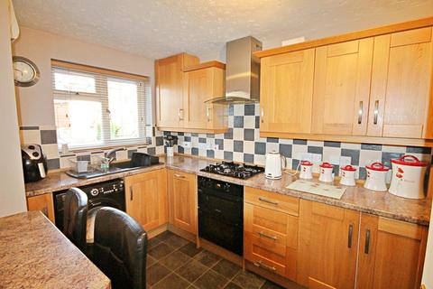 29 Felstead Close, Dosthill, Tamworth, B77 1QD