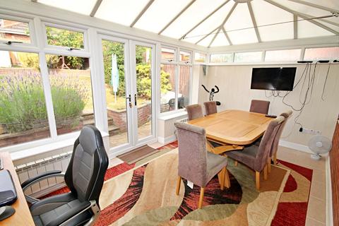 29 Felstead Close, Dosthill, Tamworth, B77 1QD
