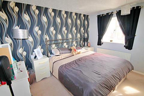 29 Felstead Close, Dosthill, Tamworth, B77 1QD