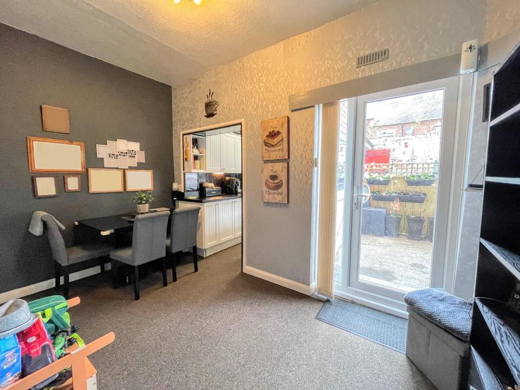 Separate dining room