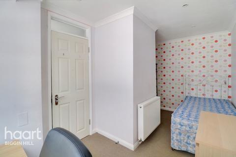 35 Beech Road, Biggin Hill, Westerham, TN16 3UY