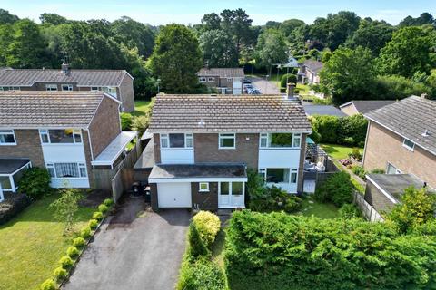 4 bedroom detached house for sale, Rowan Drive, Highcliffe, Dorset. BH23 4QR