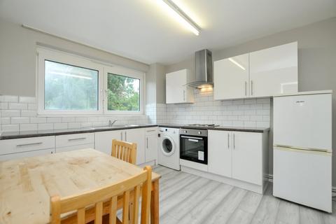 3 bedroom flat to rent, Harrington Street, Euston