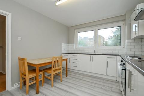 3 bedroom flat to rent, Harrington Street, Euston