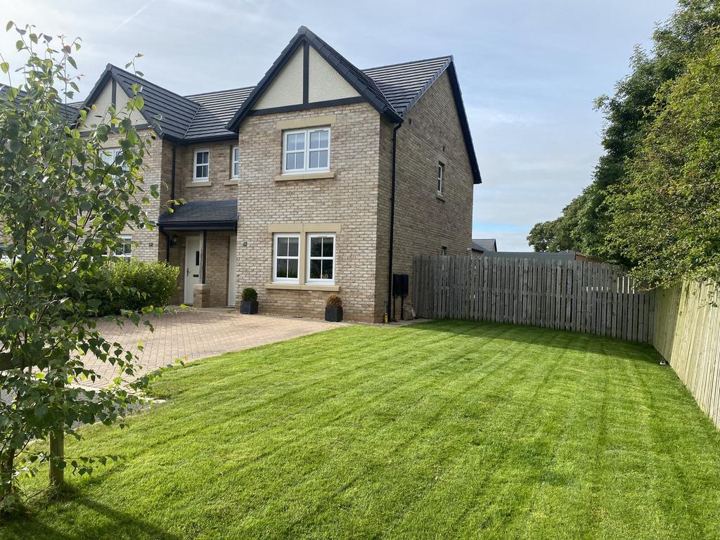 Langton Lane, Wrea Green, PR4 3 bed semidetached house for sale £325,000