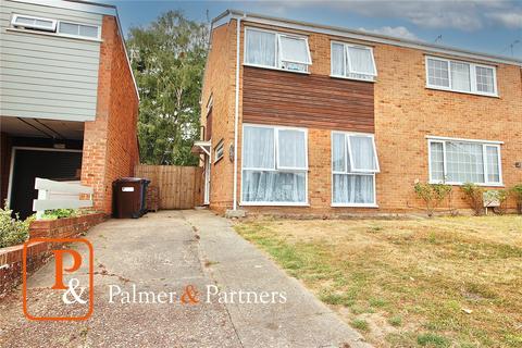 3 bedroom semi-detached house for sale - Byland Close, Ipswich, Suffolk, IP2