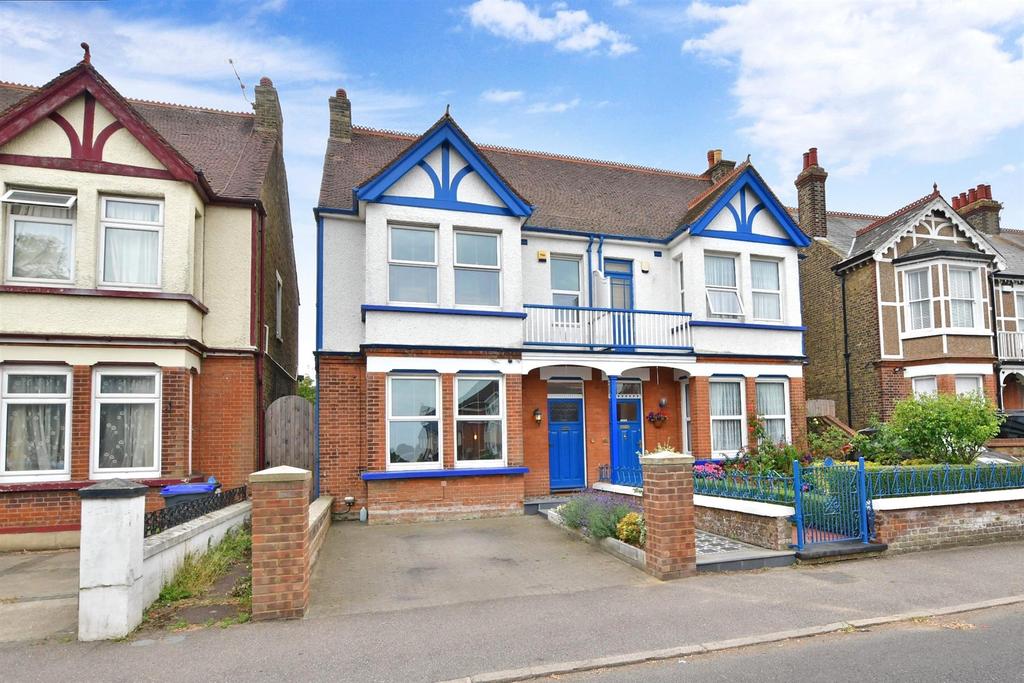 Northdown Park Road, Cliftonville... 4 bed semidetached house £525,000