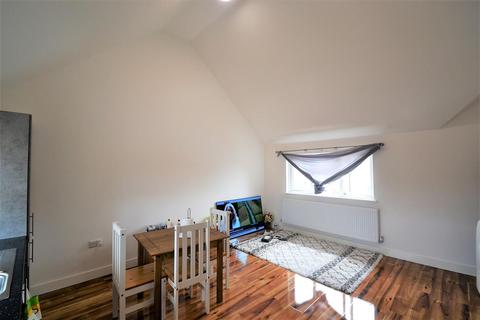 2 bedroom maisonette for sale - Hadrian Close, Stanwell