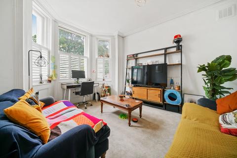 Ground Floor Flat, 16 Albion Way, London, SE13 6BT