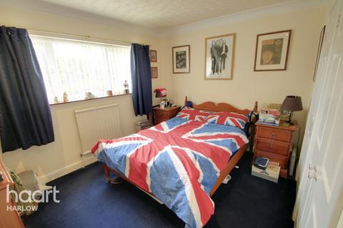 105 Longfield, Harlow, CM18 6LB