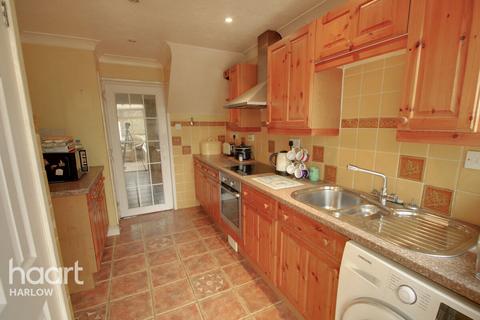 105 Longfield, Harlow, CM18 6LB