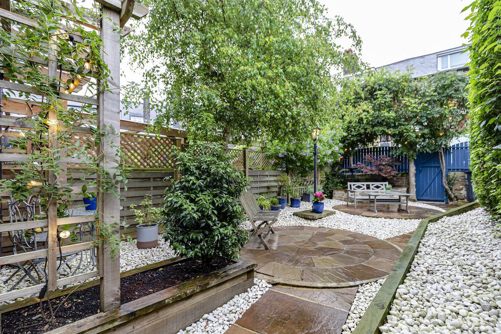 Lister Street, Ilkley 4 bed terraced house £675,000