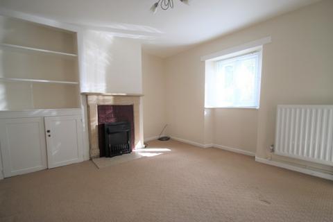 2 bedroom end of terrace house to rent, High Street, Kidlington