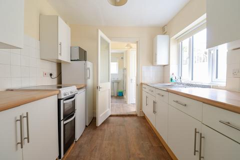 4 bedroom terraced house for sale - Dartmouth Avenue, Oldfield Park, Bath