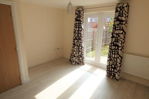 2 bedroom end of terrace house to rent, Post Coach Way, Cranbrook