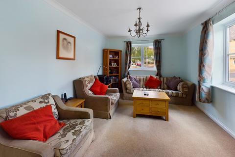 38 Hadfield Drive, Black Notley, Braintree, CM77 8XW