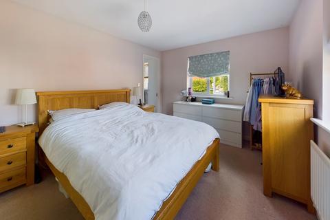 38 Hadfield Drive, Black Notley, Braintree, CM77 8XW