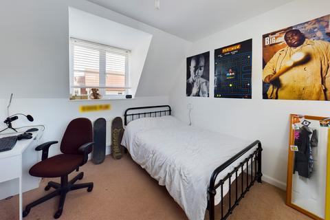 38 Hadfield Drive, Black Notley, Braintree, CM77 8XW