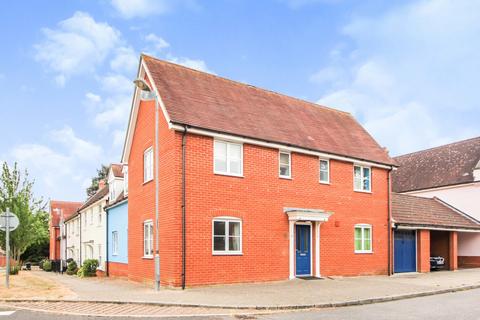 38 Hadfield Drive, Black Notley, Braintree, CM77 8XW