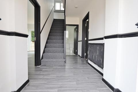 8 Argus Close, Romford, RM7 8NJ