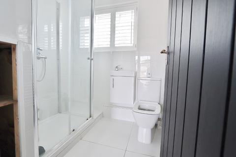 8 Argus Close, Romford, RM7 8NJ
