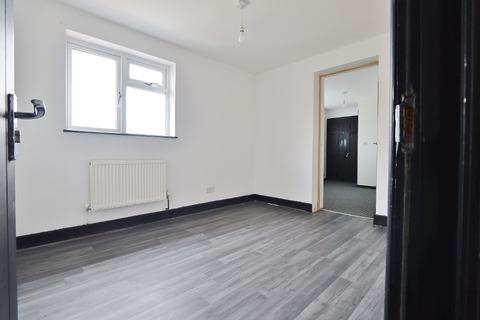 8 Argus Close, Romford, RM7 8NJ