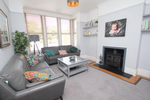 108 Cambridge Road, Southend-on-sea, SS1 1ER