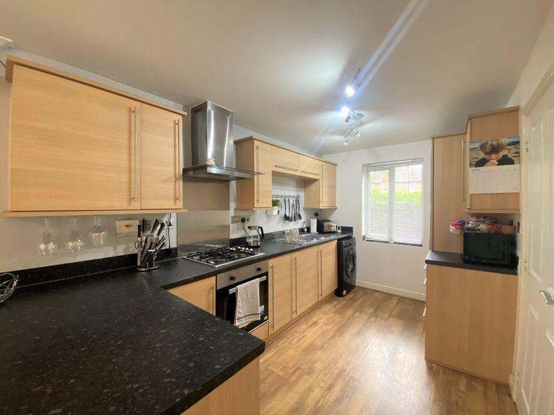 Hardwick Drive, Gwersyllt, Wrexham 3 bed terraced house £215,000