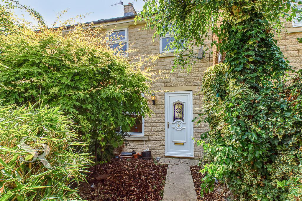Arden Street, New Mills, SK22 4NS 2 bed terraced house £215,000