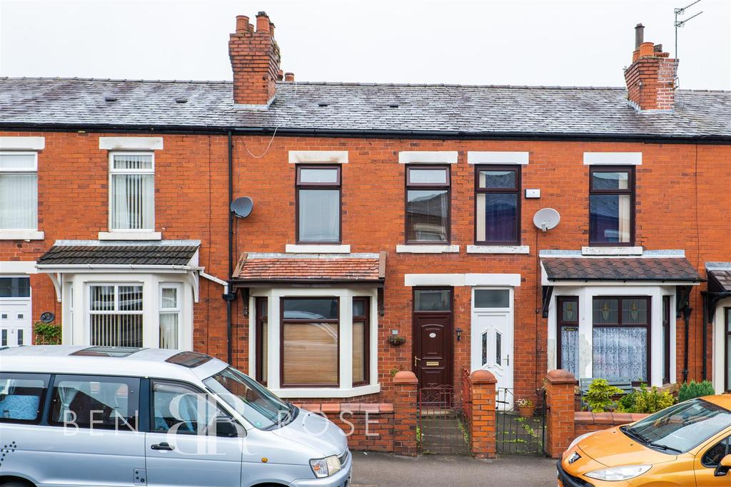 Pilling Lane, Chorley 4 bed terraced house £149,995