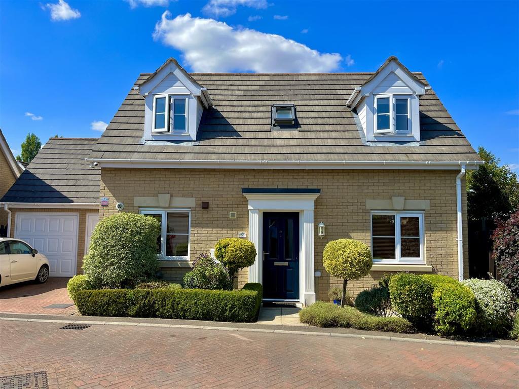 Archers Close, Soham, 2 bed house £310,000