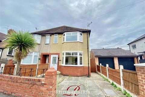 3 bedroom semi-detached house for sale - Court Road, Wrexham