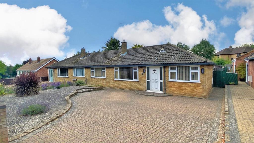 Little Casterton Road, Stamford 3 bed semidetached bungalow £375,000