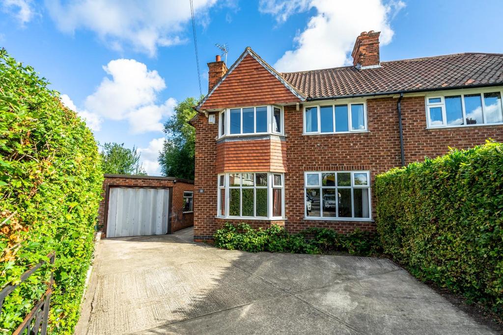 Ainsty Avenue, off Tadcaster Road, York 3 bed semidetached house £