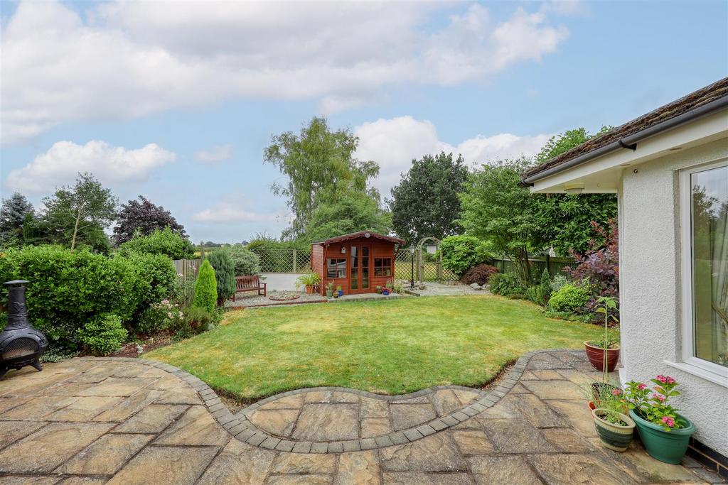 Peters Avenue, Newbold Verdon 5 bed detached house £425,000