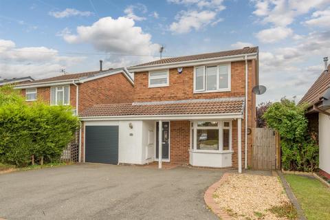 35 Aldgate Drive, Amblecote, Brierley Hill, DY5 3NT