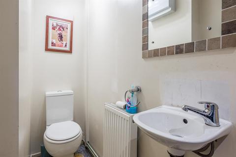 35 Aldgate Drive, Amblecote, Brierley Hill, DY5 3NT