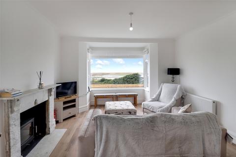 5 bedroom detached house to rent, Churchill Way, Appledore, Bideford, EX39