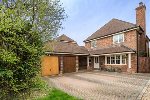 4 bedroom detached house for sale, Innkeepers Court, Longwick, Princes Risborough, Buckinghamshire, HP27