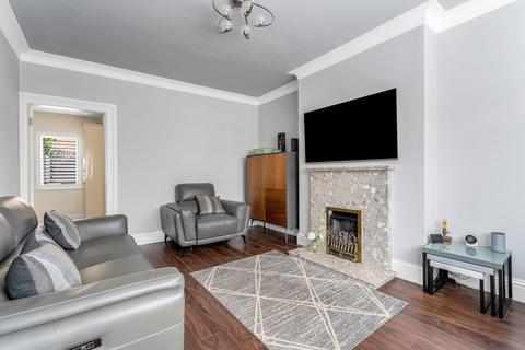 87 Pirniefield Place, Edinburgh, EH6 7PZ