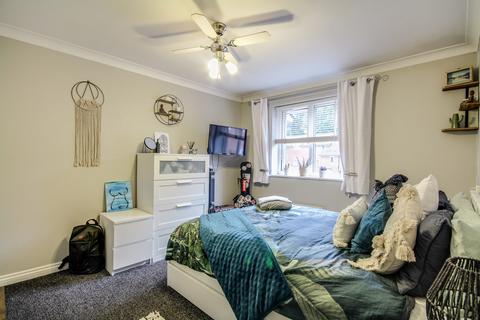 3 bedroom terraced house to rent, Wokingham, Berkshire