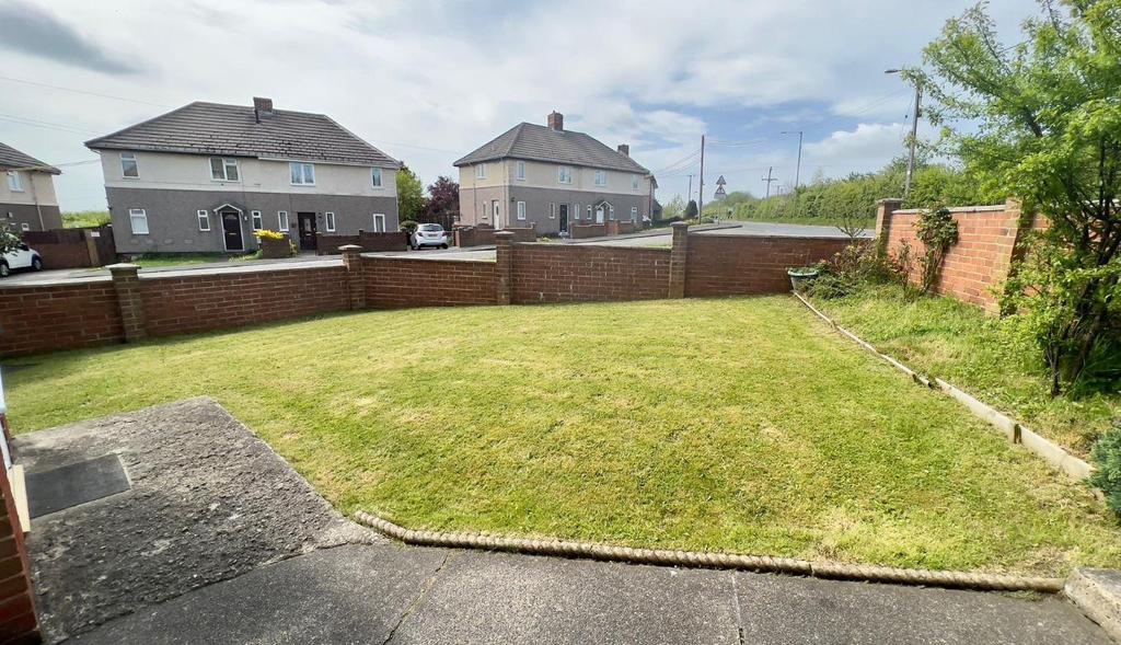 Hawthorn Crescent, Quarrington Hill... 3 bed semidetached house £99,950