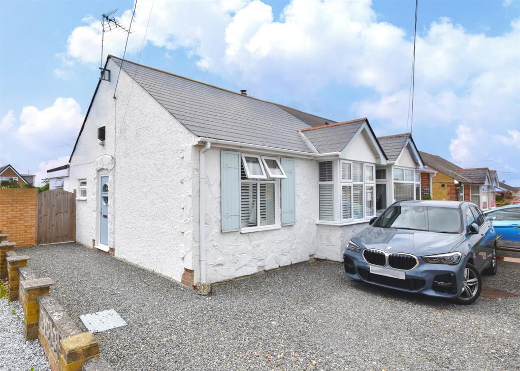 Eden Road, Seasalter, Whitstable 3 bed semidetached bungalow £425,000