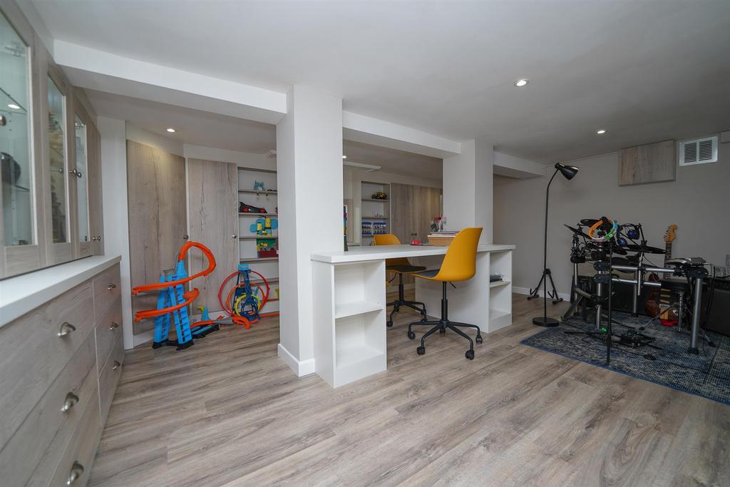 45 Leam Terrace-12.jpg