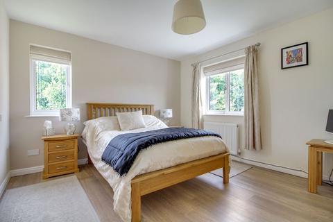 5 bedroom detached house for sale - Waltham Close, Strensall , York YO32 5SX