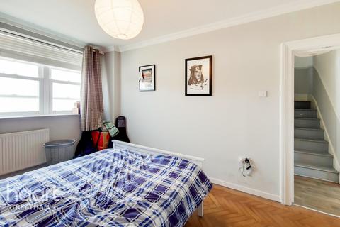 4 bedroom maisonette for sale - Streatham Vale, London