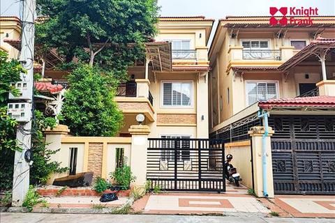 4 bedroom villa, Street 3 Sangkat Obek Kaom, Khan Sen Sok, Phnom Penh,KHSV141